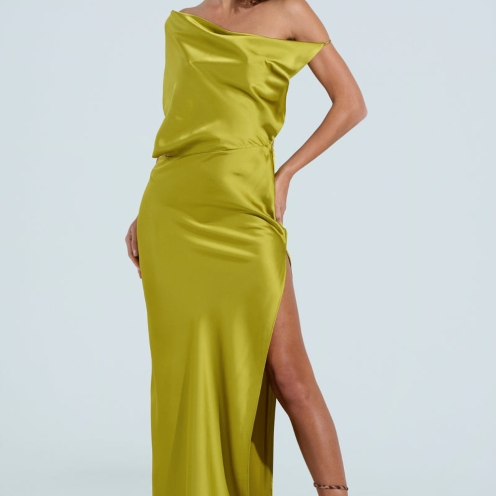 AKIRA One Shoulder Lime Dress